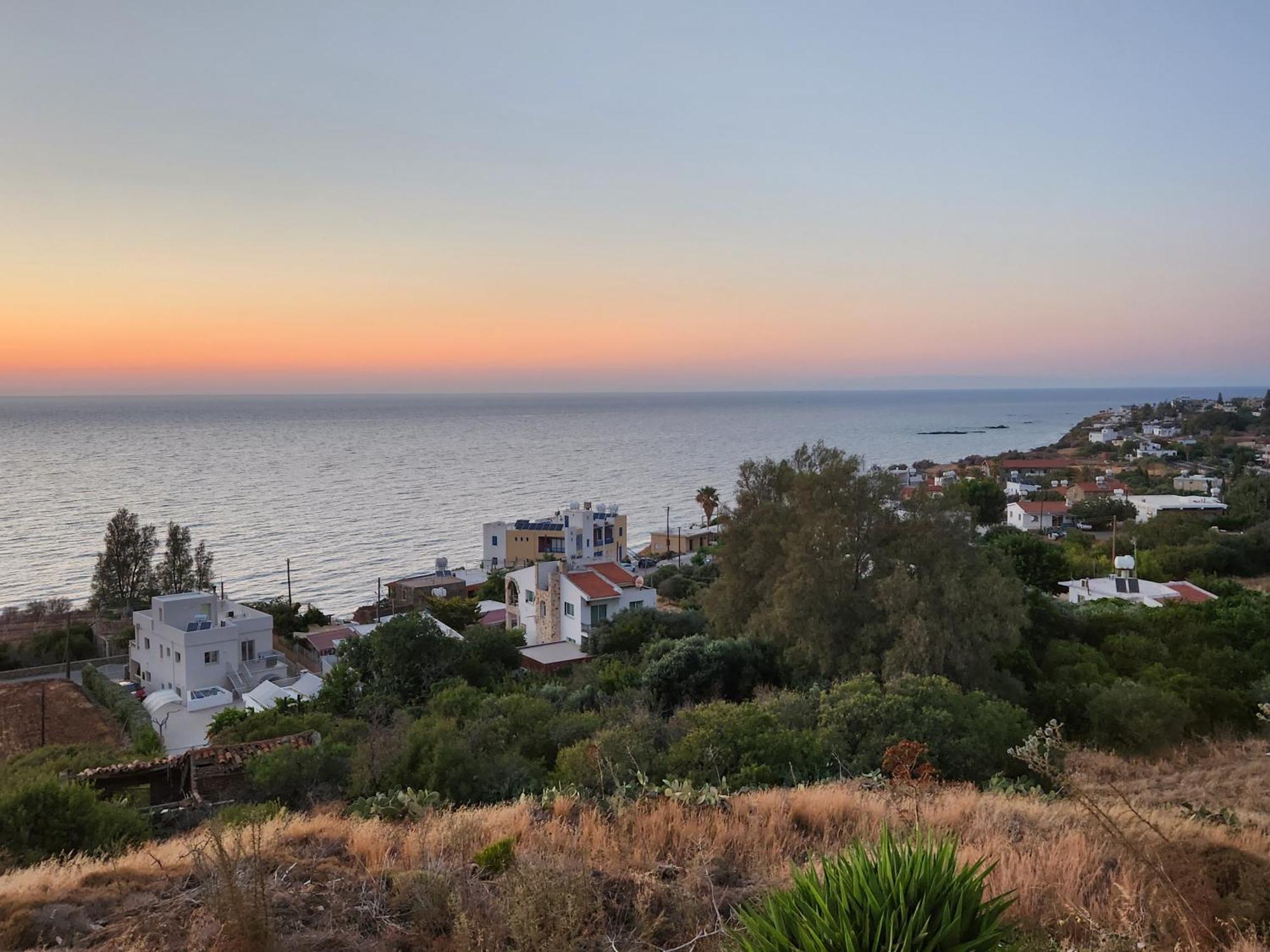 Serena Vacation Home Pomos Esterno foto