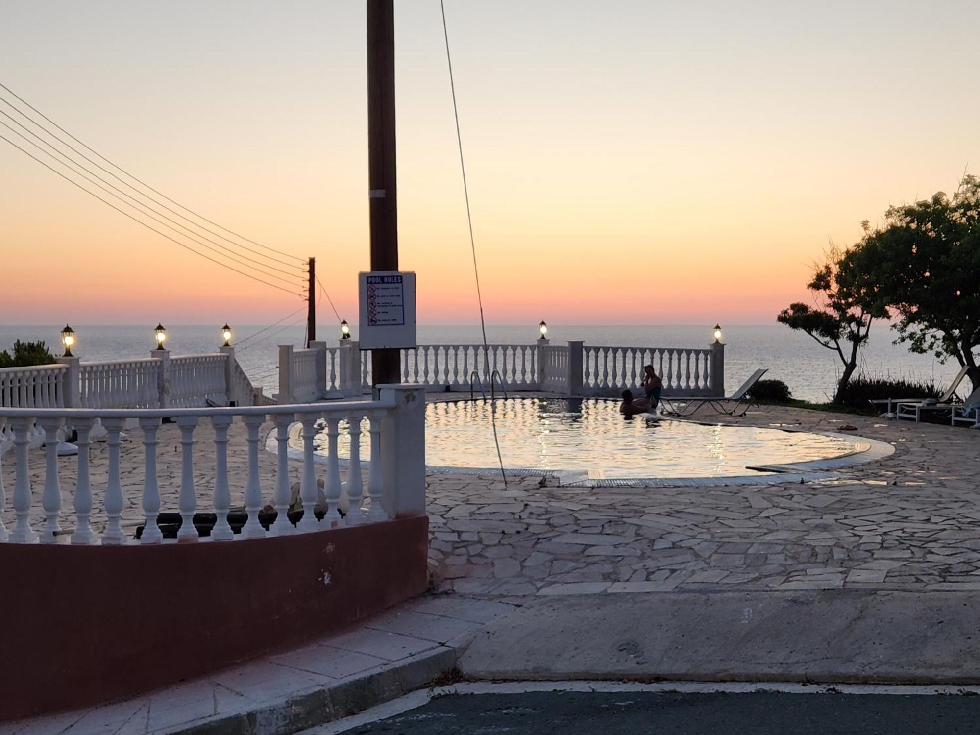 Serena Vacation Home Pomos Esterno foto