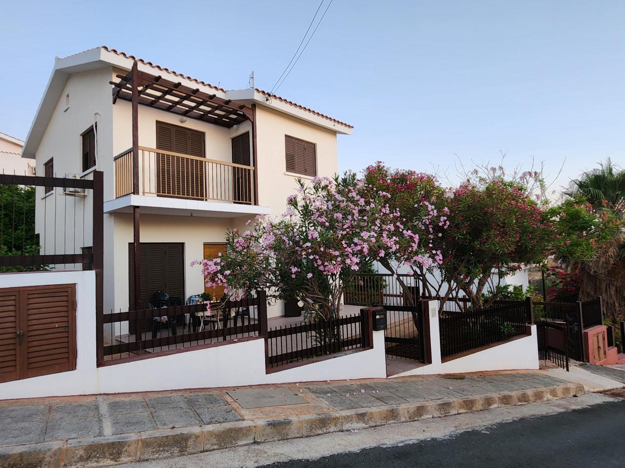 Serena Vacation Home Pomos Esterno foto
